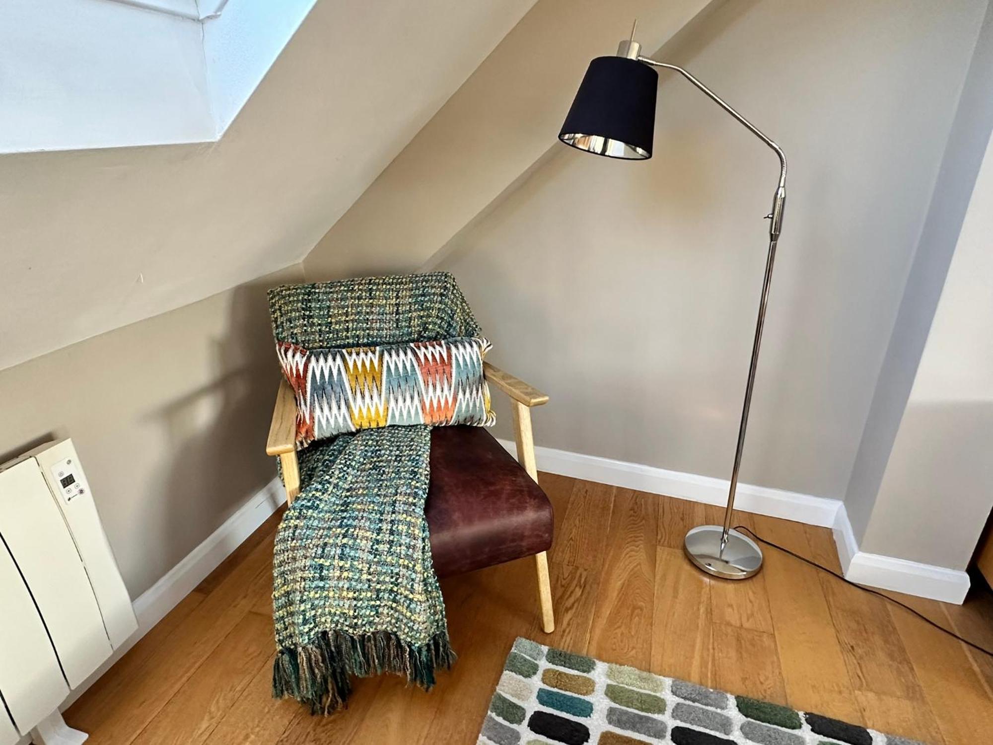 The Courtyard 2 Bedroom Apartments In Central Windsor With Parking エクステリア 写真